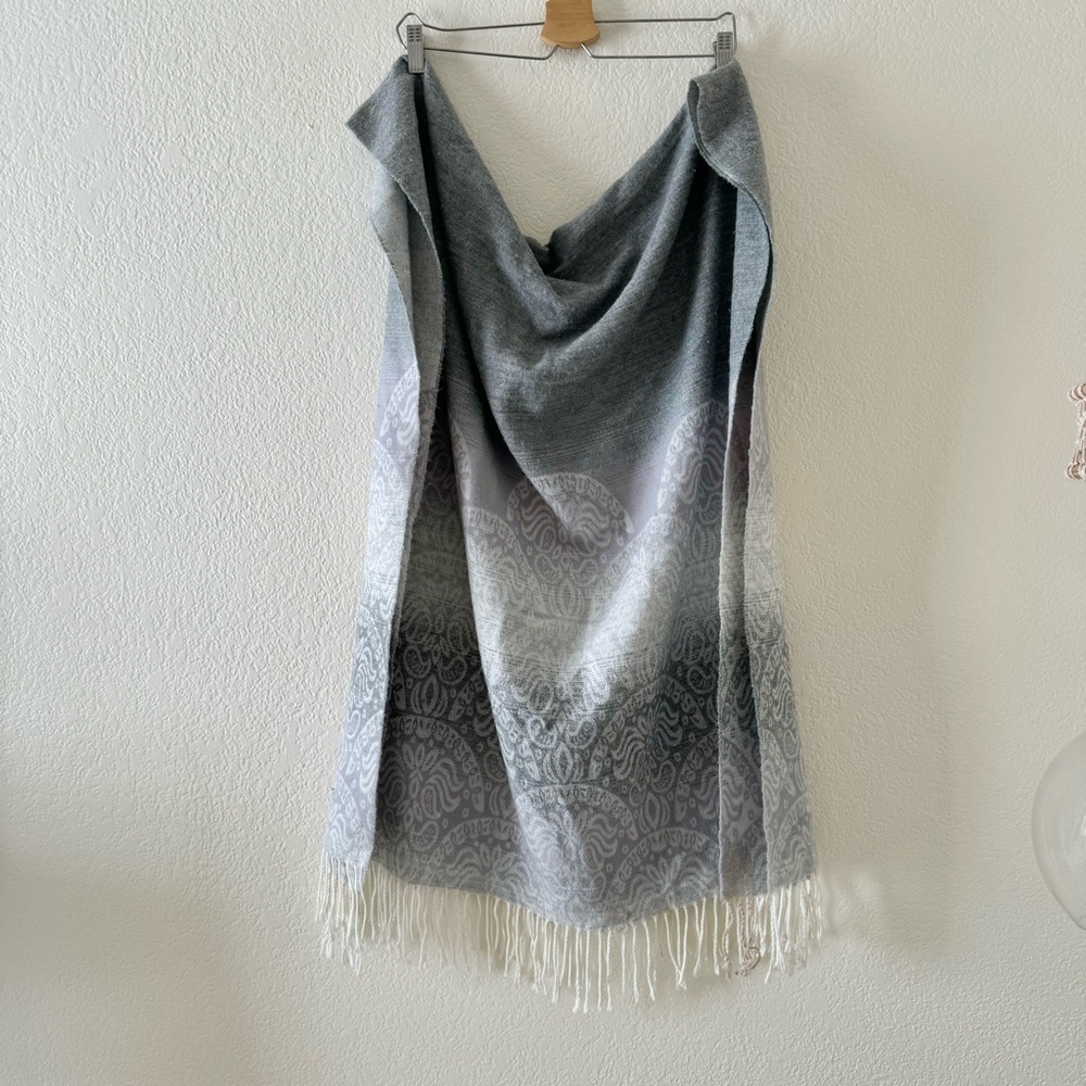 Aurora Paci Italia gray ombré scarf